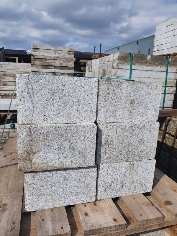 Natuursteen rechthoekige banden | 100x25x12 cm - Afbeelding 2