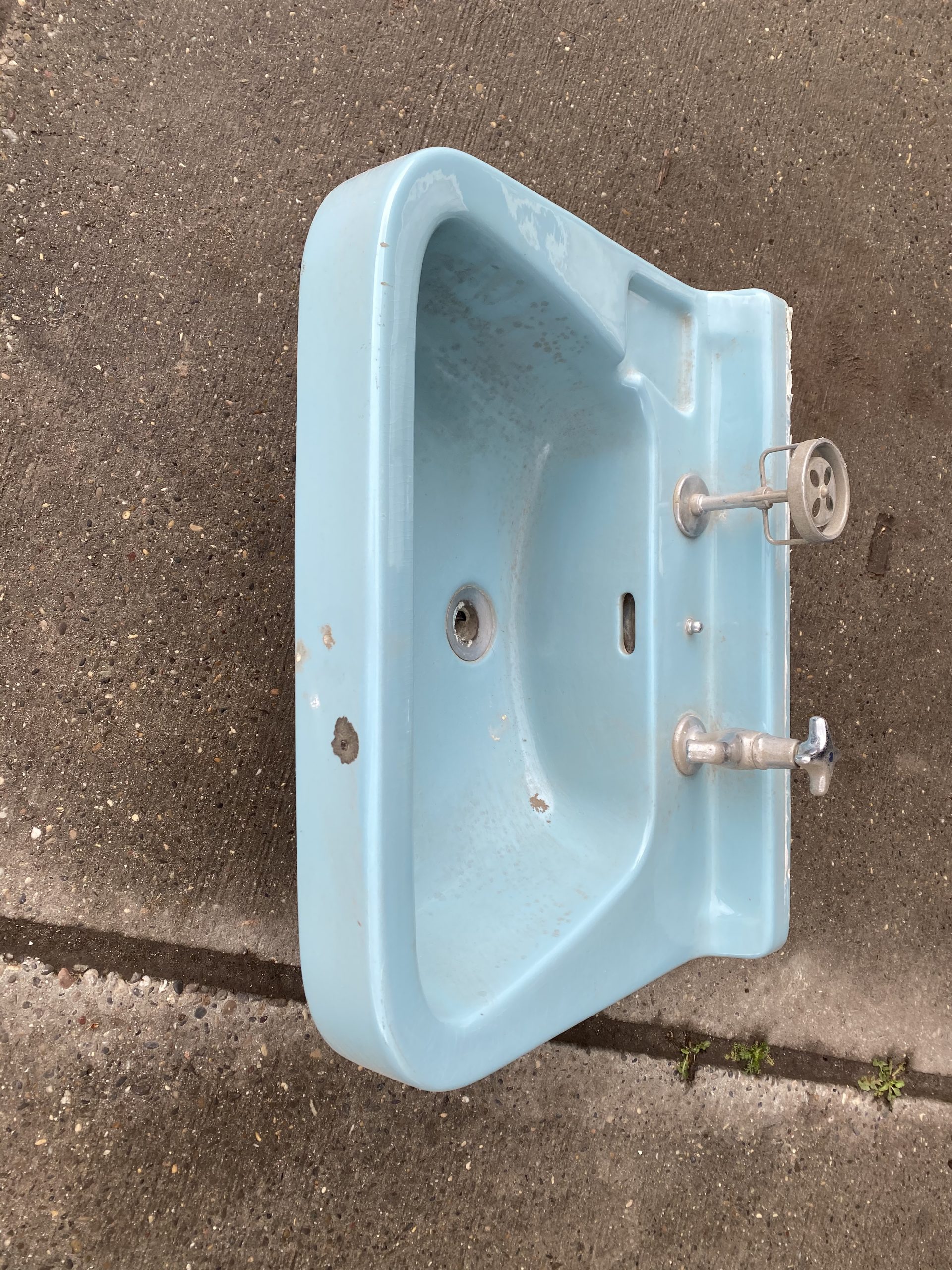 Portiek stapel te rechtvaardigen porseleinen wasbak blauw - Tweedehandsmaterialen - sanitair