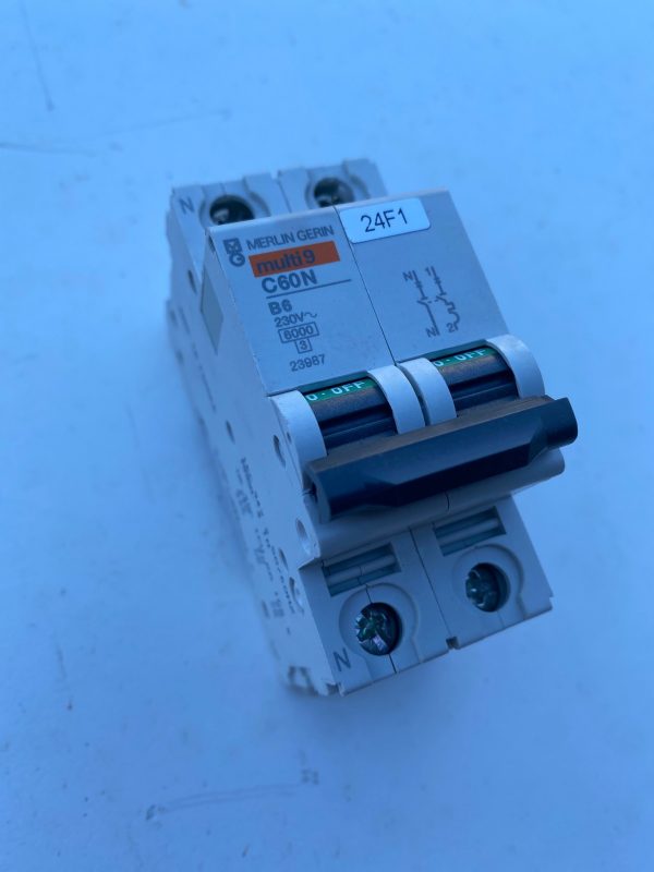 Dubbele hoofdschakelaar Merlin Gerin C60N - Afbeelding 2