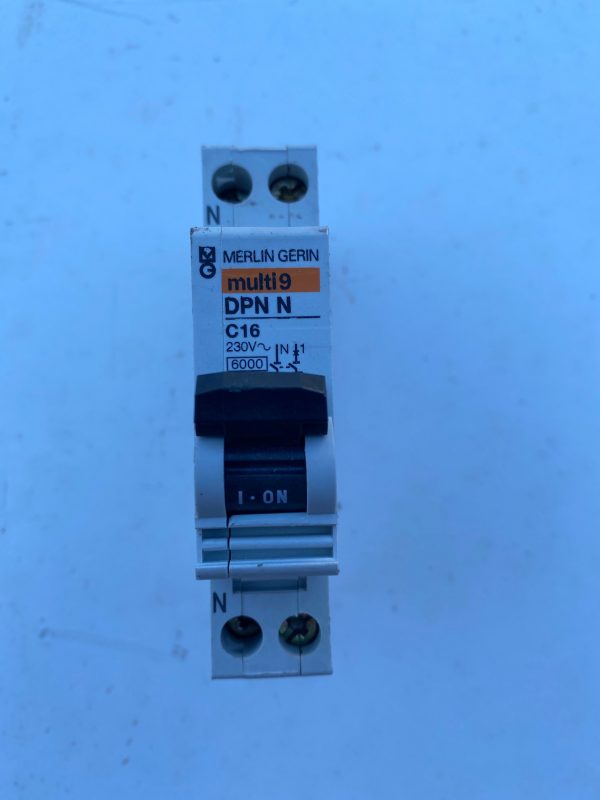 Multi9 hoofdschakelaar Merlin Gerin DPN-N - Afbeelding 3