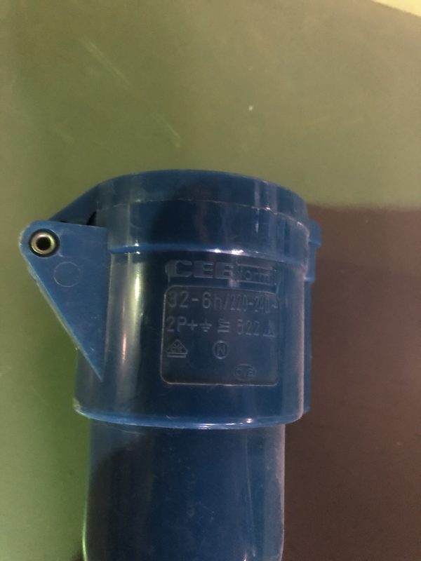 CEE female 3 polig 6H 32A IP44 stekker 220-240VAC - Afbeelding 2