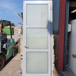 Hoge glazen deur met kozijn - 105x266,5 cm