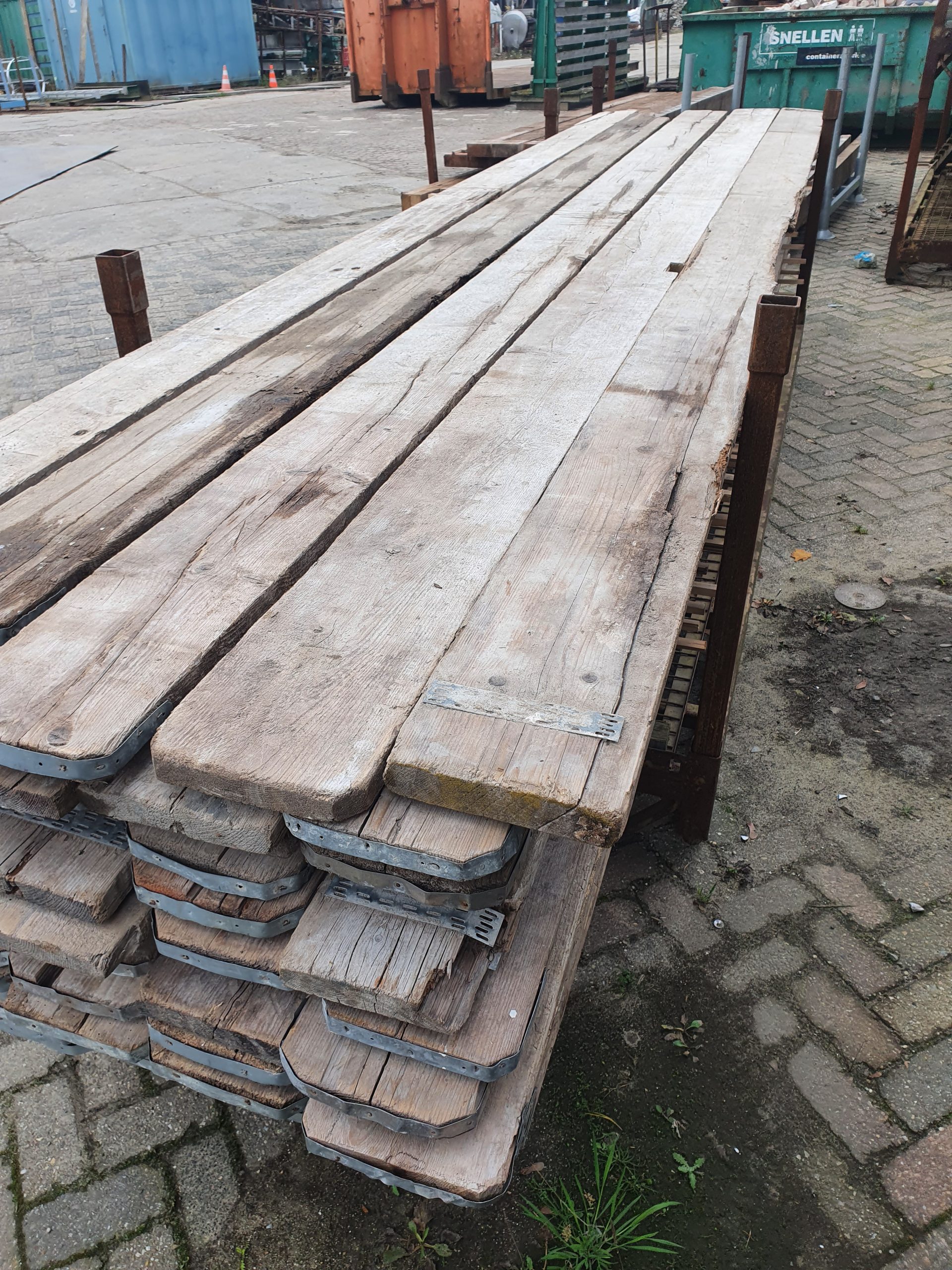 Betrokken zag Omgekeerde Steigerhout planken | 5 meter - Tweedehandsmaterialen