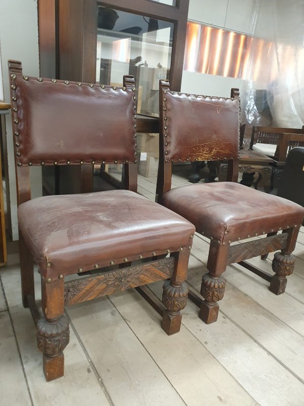 Antieke stoelen | 2 stuks