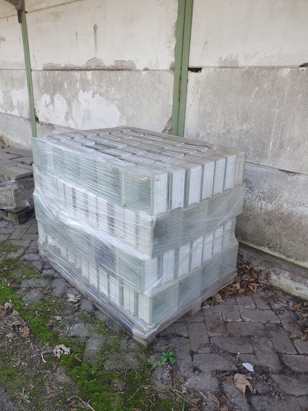 Glazen bouwsteen volledig zicht 19x19x10cm - Afbeelding 2