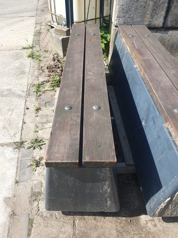 Beton bank - Afzet betonblok met bank - Afbeelding 2