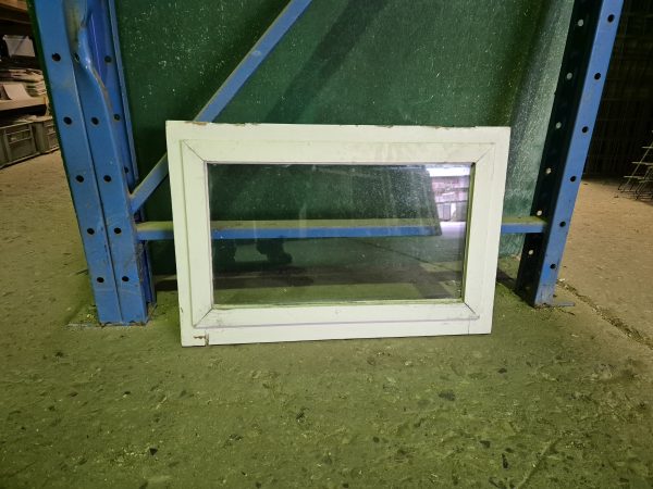 Klein liggend binnen raampje - Dubbel glas - 10940