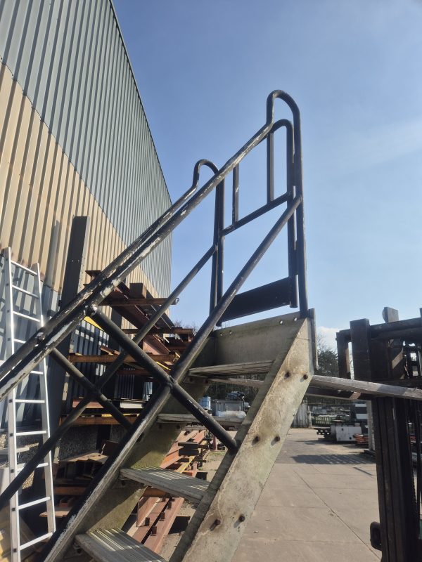 Aluminium trap - 200 cm hoog - 70 cm breed - Afbeelding 2