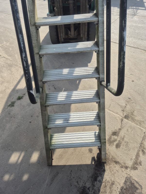 Aluminium trap - 200 cm hoog - 70 cm breed - Afbeelding 4
