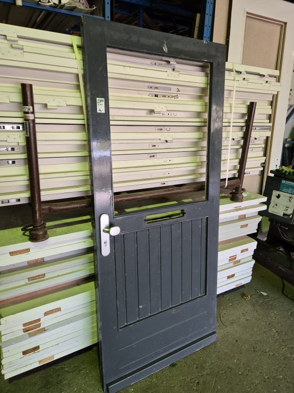 Brede hardhouten buitendeur zonder glas - 92,5x211 cm
