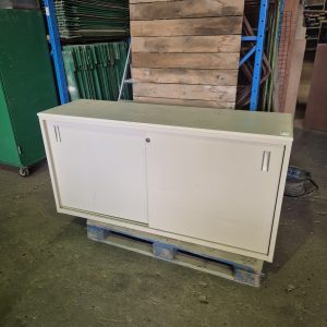 Lage Archiefkast - schuifdeuren - 150x75x46 cm
