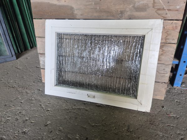 Klein kelder raampje - toilet raampje - 67x48,5 cm