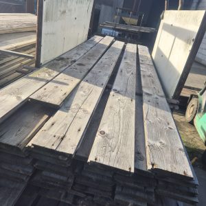 Vuren houten planken - Mes en groef - 20 mm dik