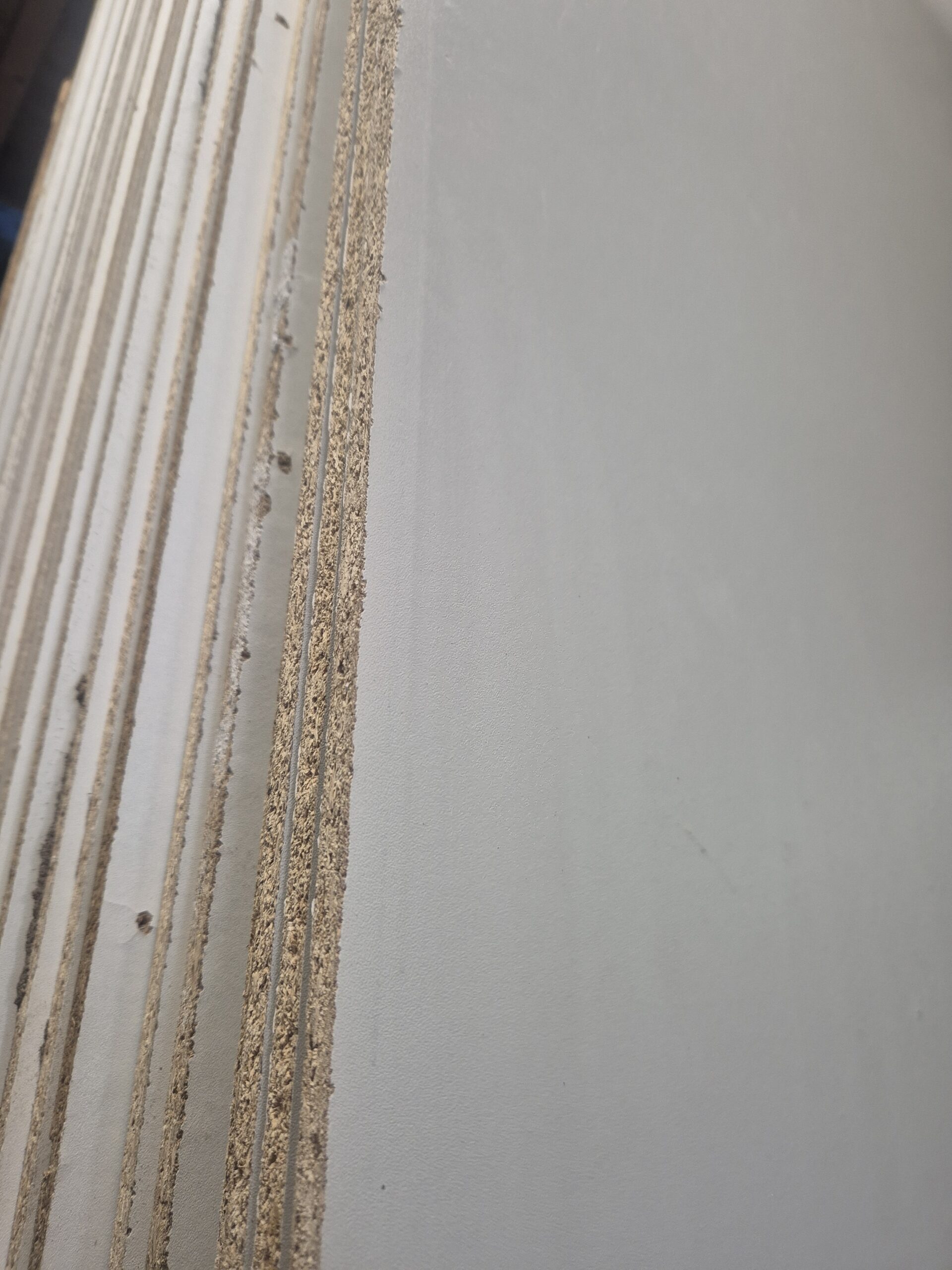 Wit geplastificeerde spaanplaten – 10 mm – groot formaat – circulair - Afbeelding 3