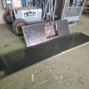 Granieten aanrechtblad - 3 delen - wasbak en kraan